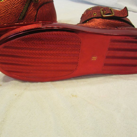 SULLIVAN 24 BY JUMP, NY, COLLECTIBLE RED & GOLD BASKETBALL SNEAKERS - Picture 7 of 16